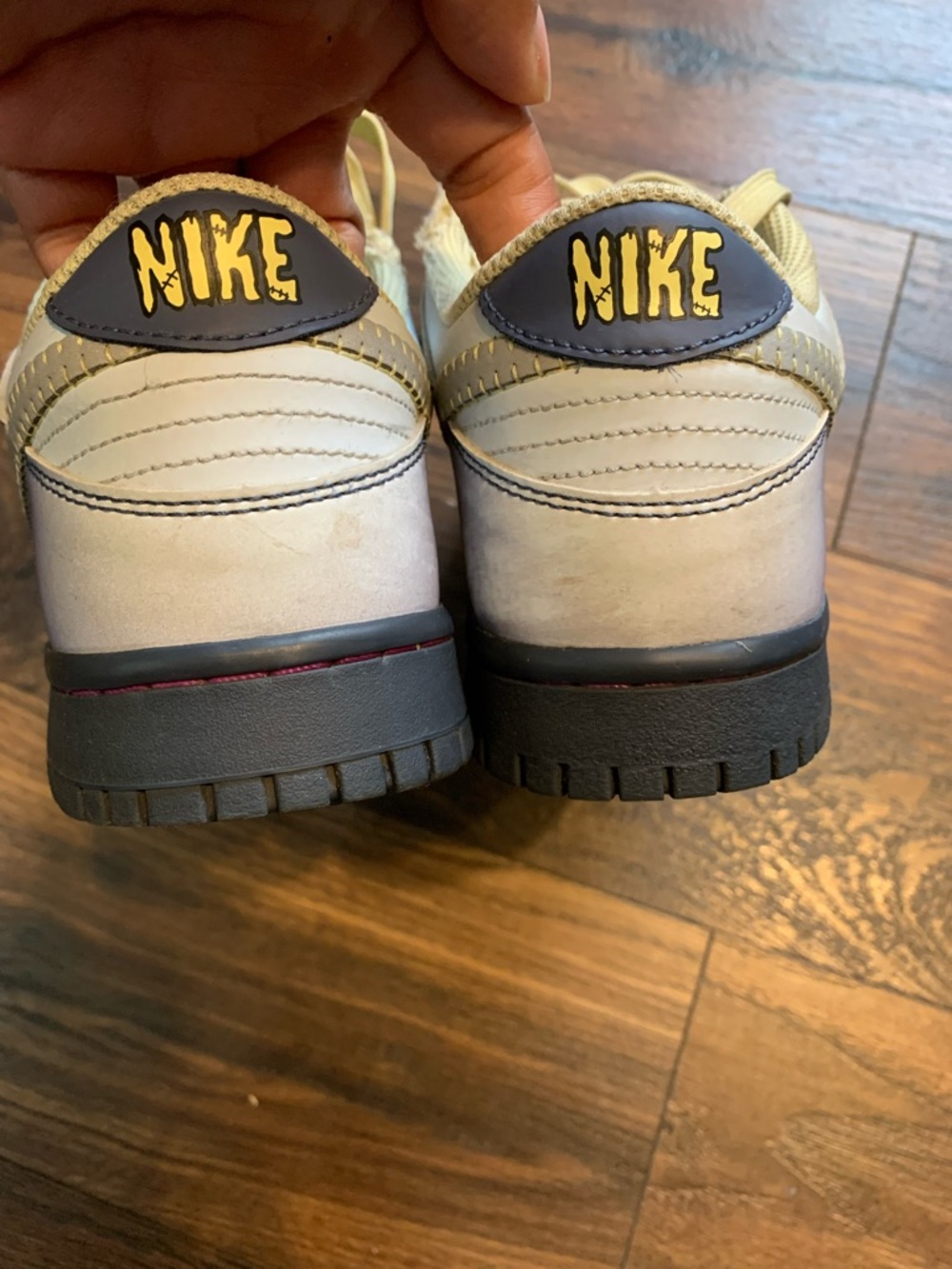 Nike Dunk Low Halloween “I am Fearless” Sneakers - Picture 4 of 6